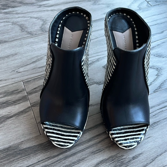 Derek Lam Shoes - Derek Lam heels size 8.5